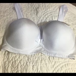 White Angelina bra 38D med. padding NWT
